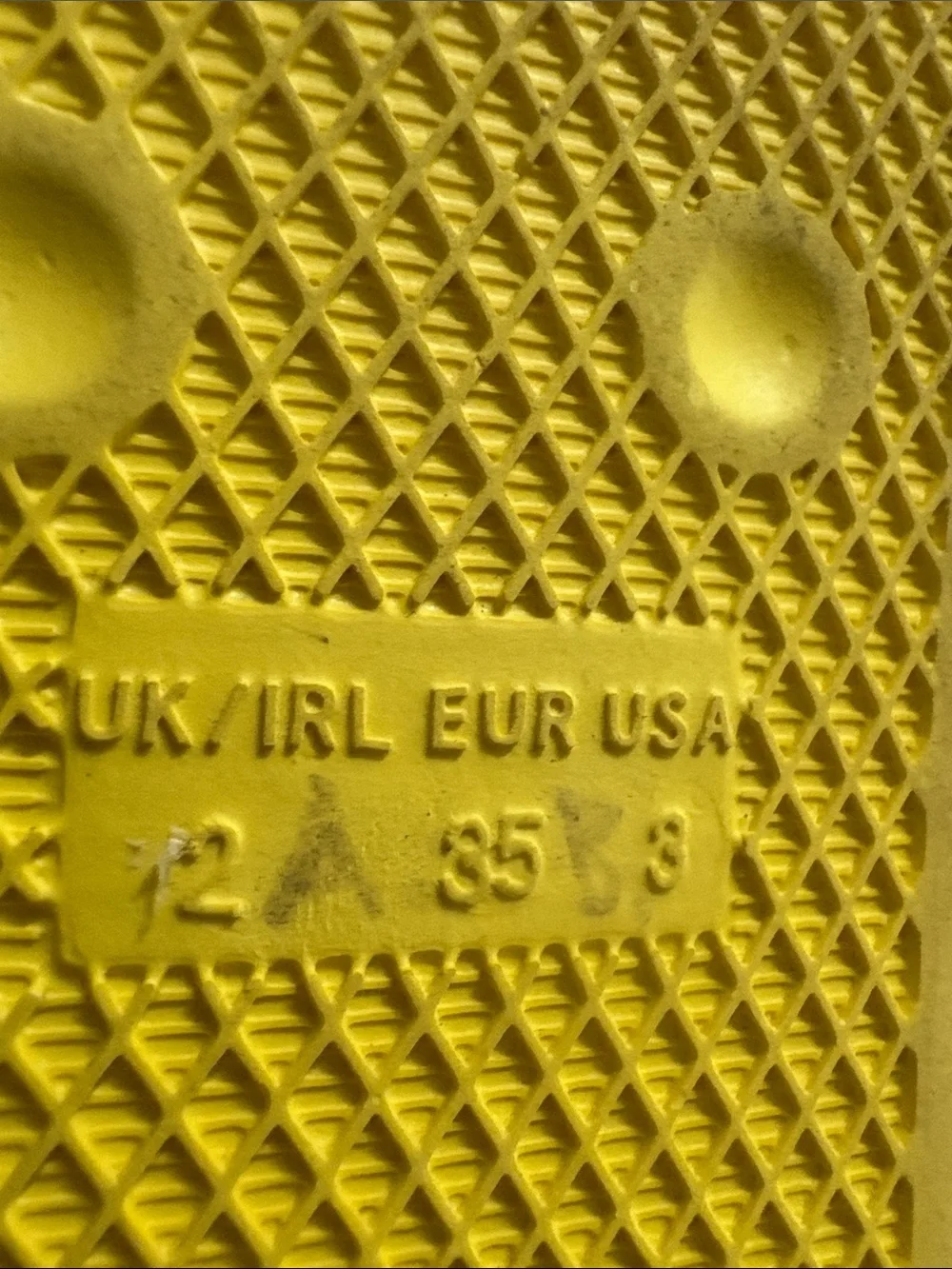 Pikachu Pokémon Kids Yellow Slide Sandals Size 3